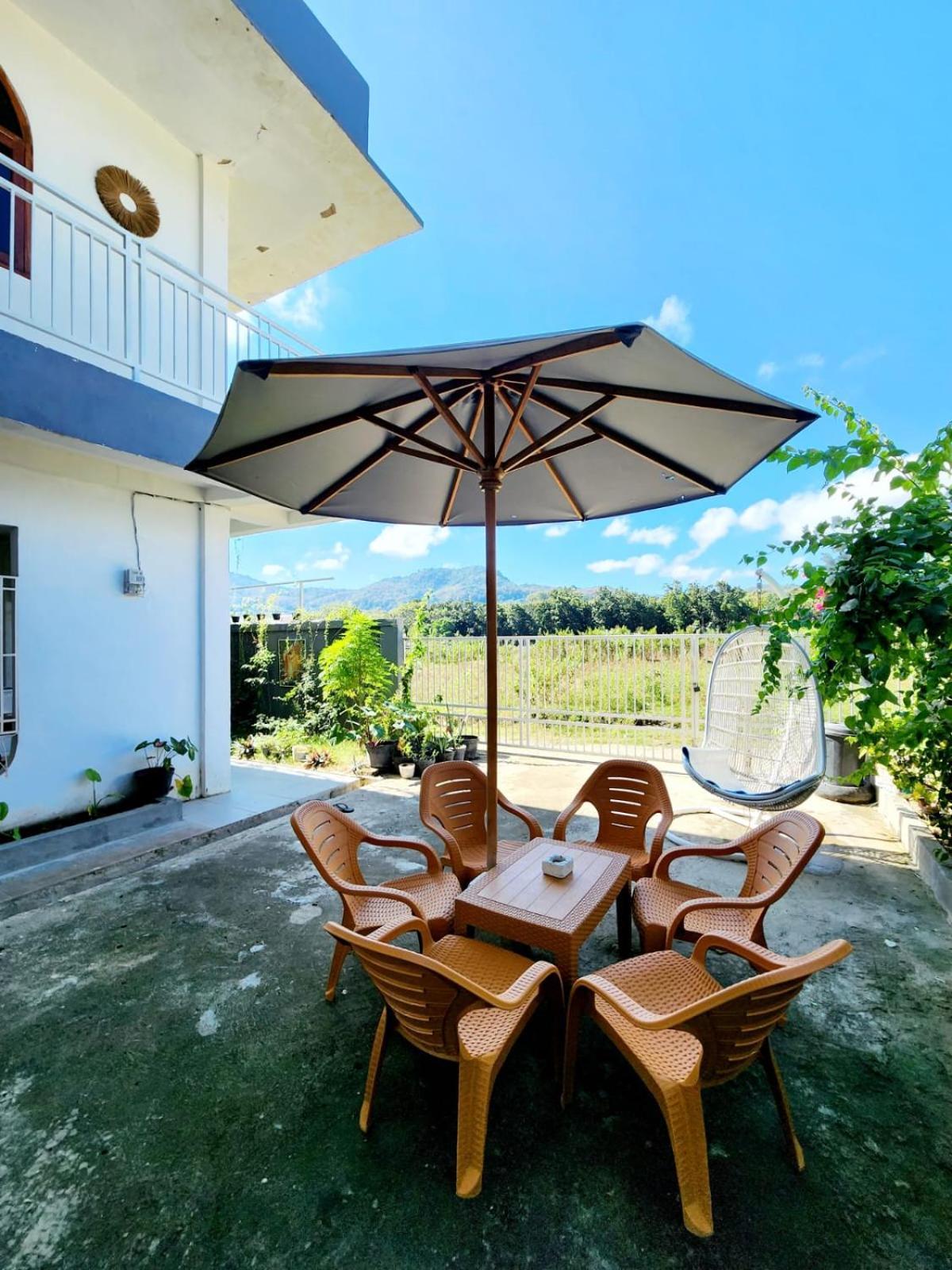 D'Flora Homestay Labuan Bajo Exteriér fotografie