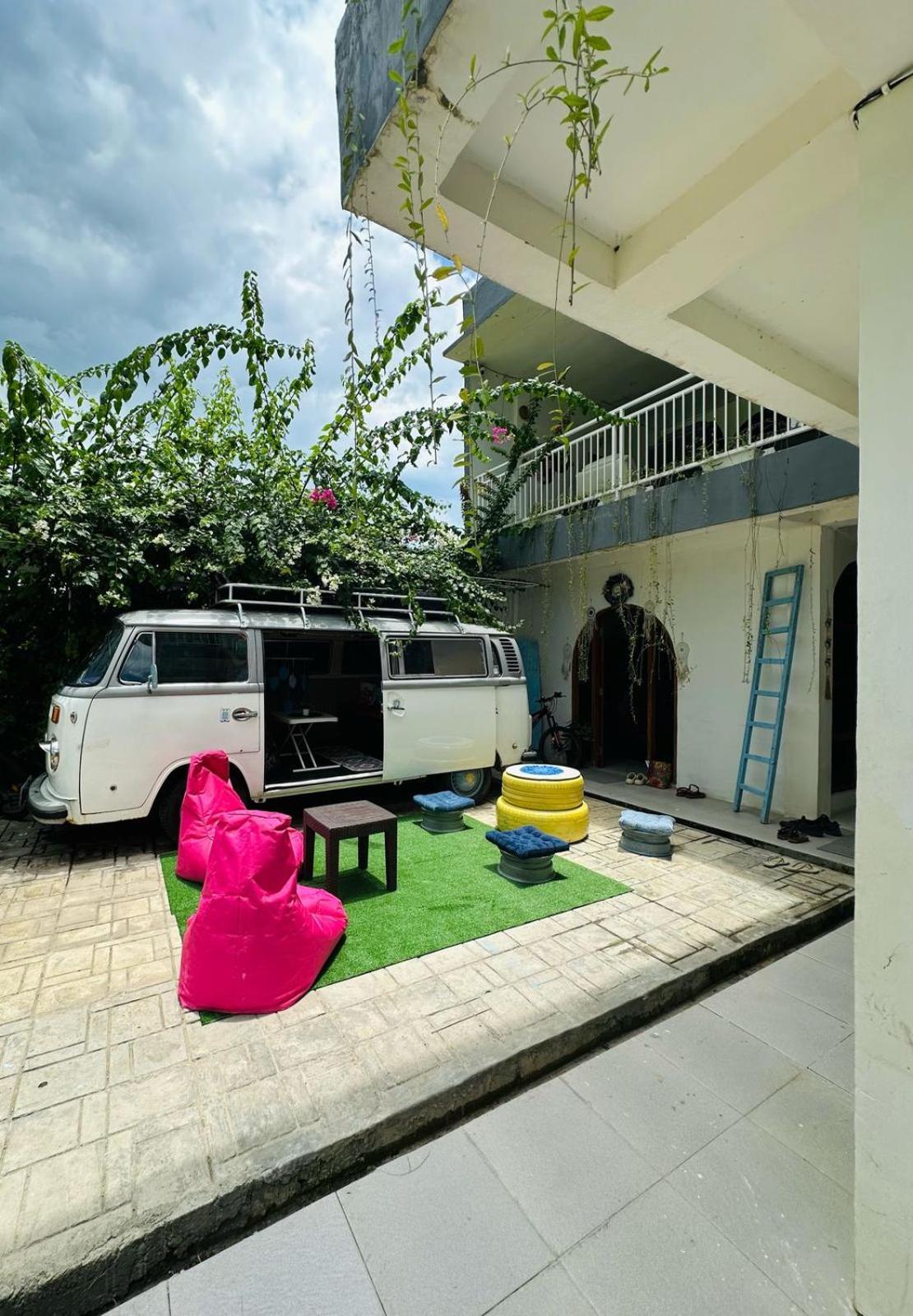 D'Flora Homestay Labuan Bajo Exteriér fotografie