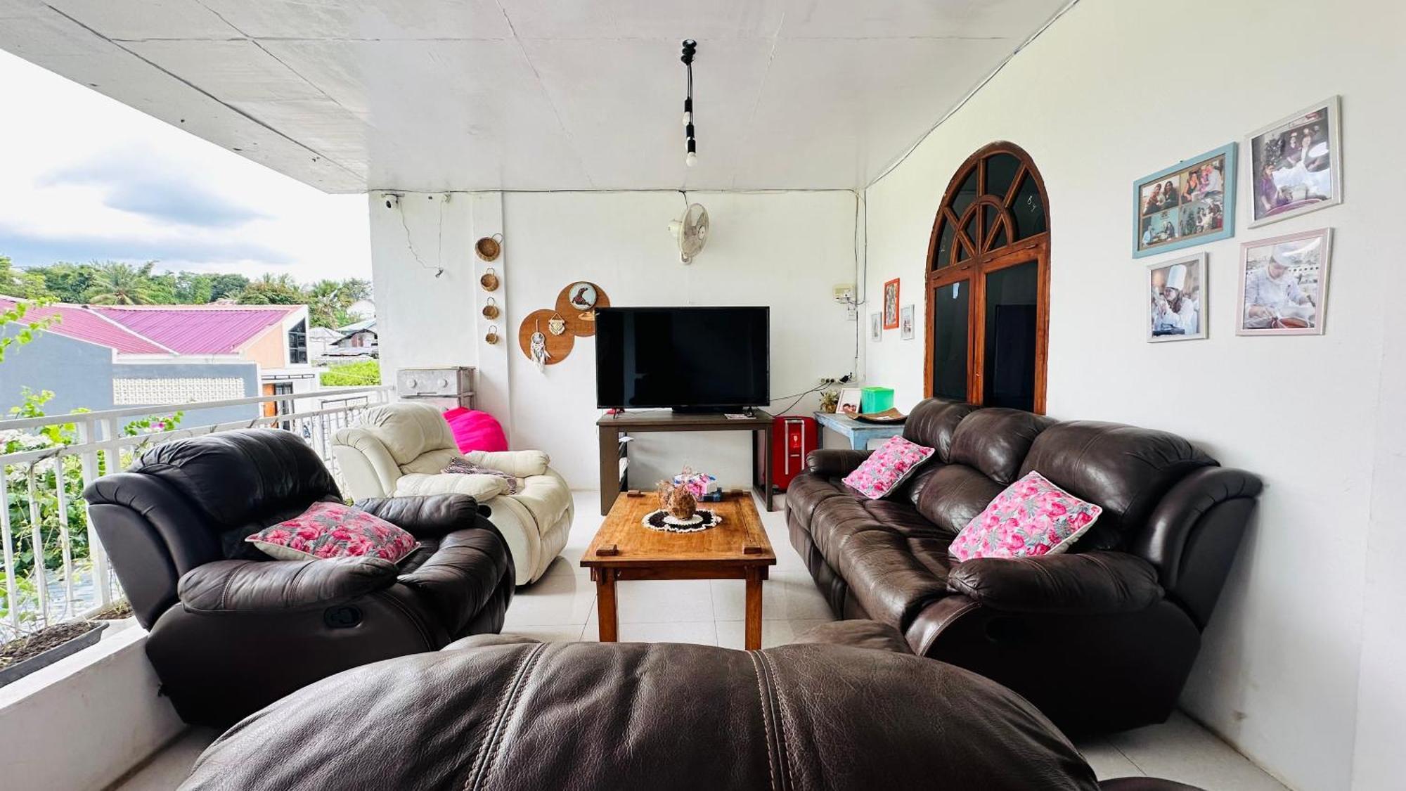 D'Flora Homestay Labuan Bajo Exteriér fotografie