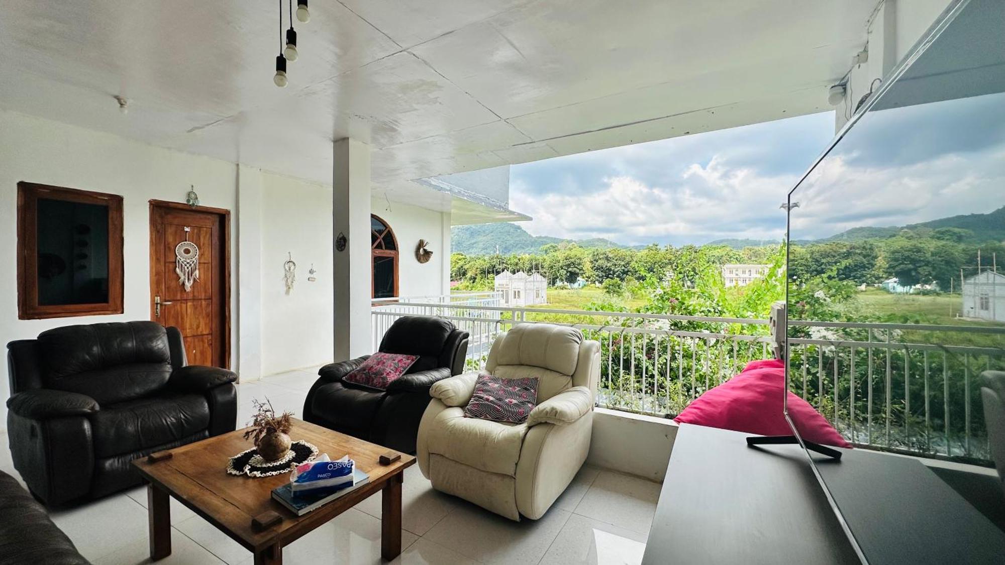 D'Flora Homestay Labuan Bajo Exteriér fotografie